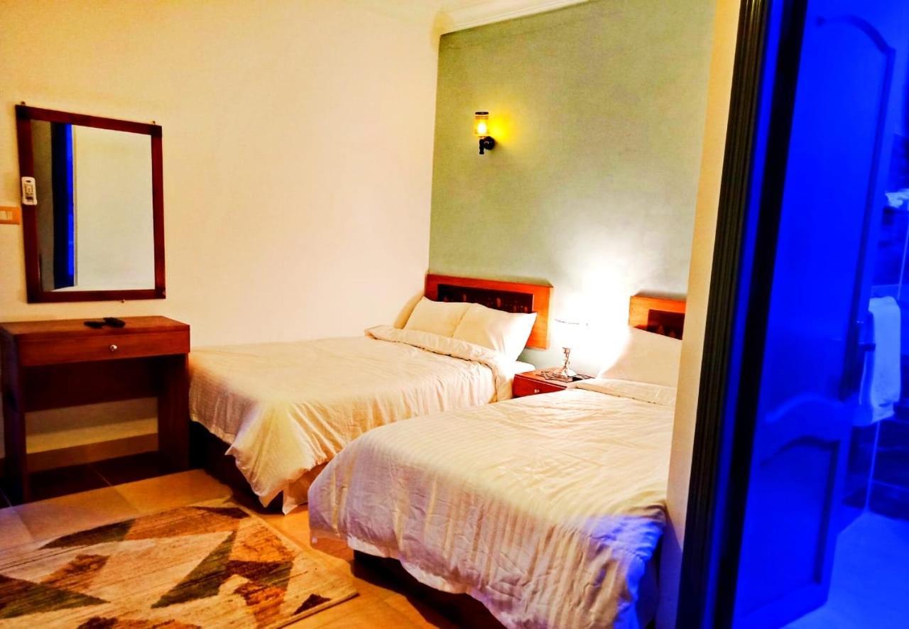 Hotel Carpet Alaadein Pyramids View Kafret el-Gabal Esterno foto
