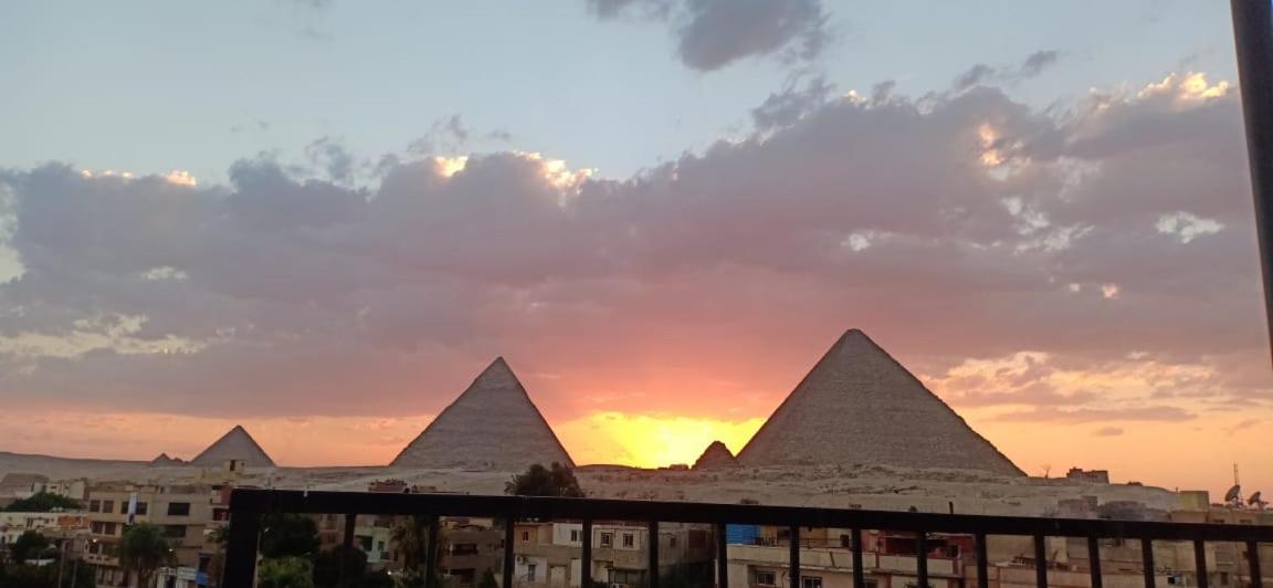 Hotel Carpet Alaadein Pyramids View Kafret el-Gabal Esterno foto