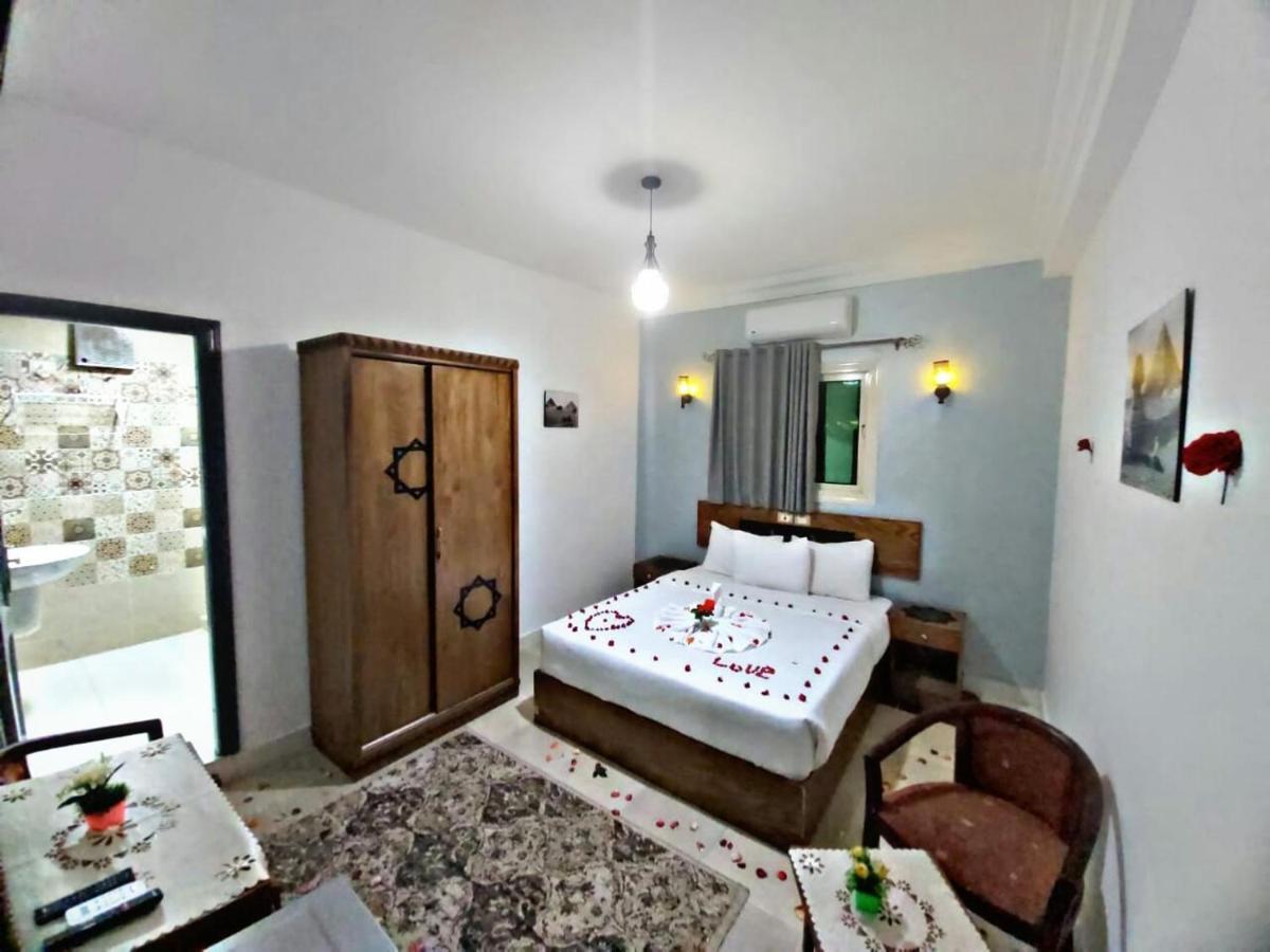 Hotel Carpet Alaadein Pyramids View Kafret el-Gabal Esterno foto